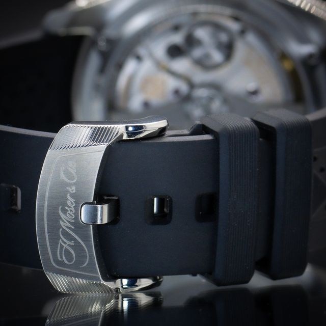 H. Moser and Cie Pioneer 3200-1207 Image 3